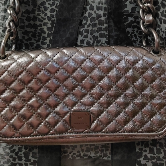 Francesco Biasia Handbags - FRANCESCO BIASIA PURSE Quilted Chainlink